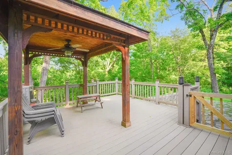 34 Contour Lane Salt Point NY 12578