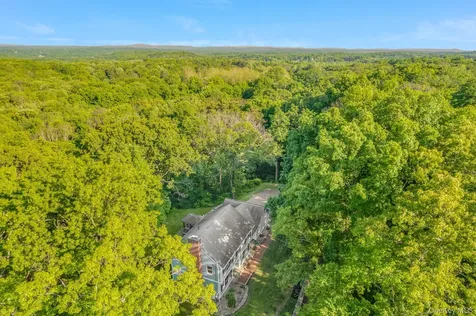 34 Contour Lane Salt Point NY 12578
