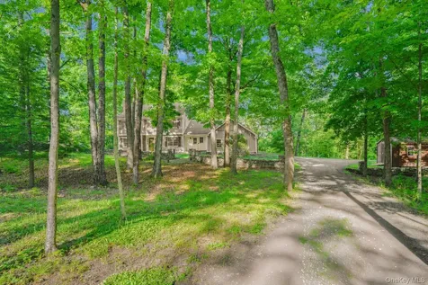 34 Contour Lane Salt Point NY 12578