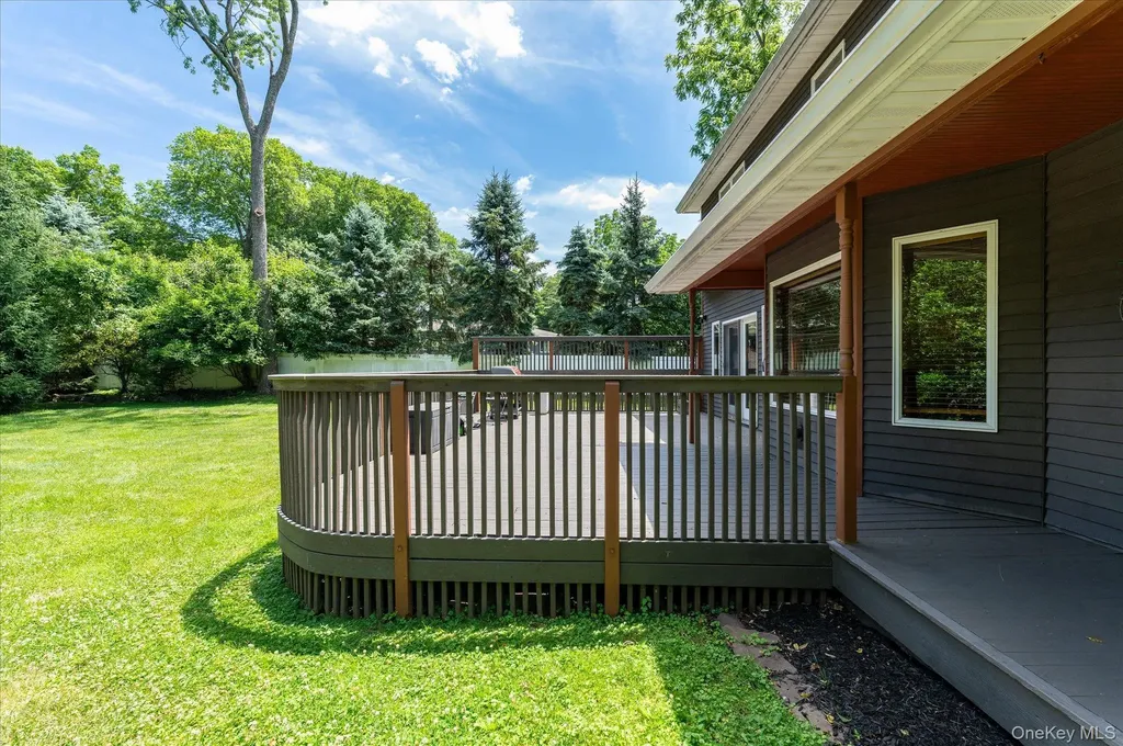 284 Germonds Road West Nyack NY 10994