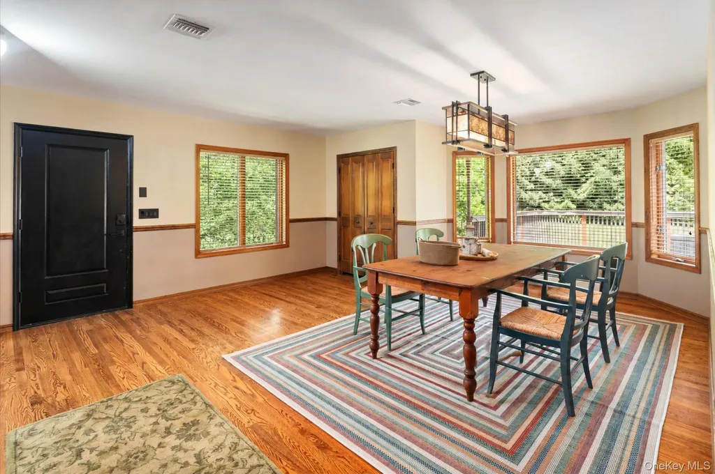 284 Germonds Road West Nyack NY 10994
