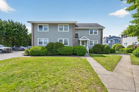 113, 117, 121, 123, 125, 15, 17 Fire Island Ave./hewlett Ct. Avenue Babylon NY 11702