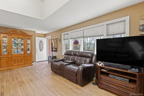 43 Harrison Avenue Hauppauge NY 11788