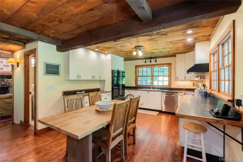 695 Wolf Hill Road Hillsdale NY 12529
