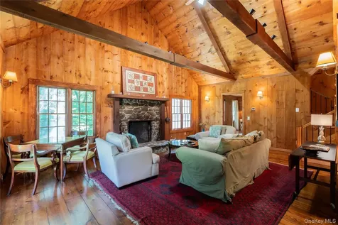 695 Wolf Hill Road Hillsdale NY 12529