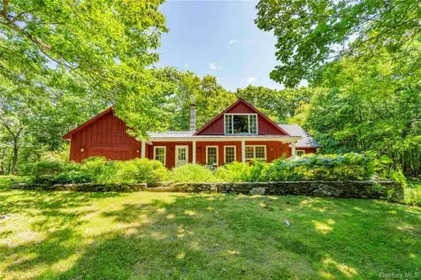 695 Wolf Hill Road Hillsdale NY 12529