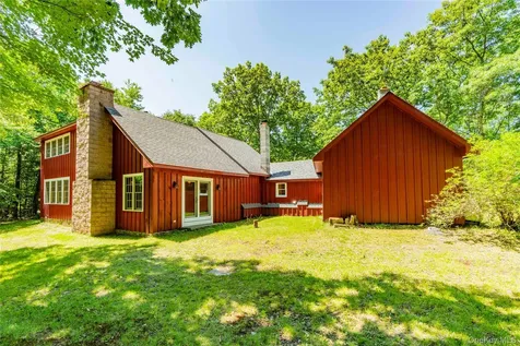 695 Wolf Hill Road Hillsdale NY 12529