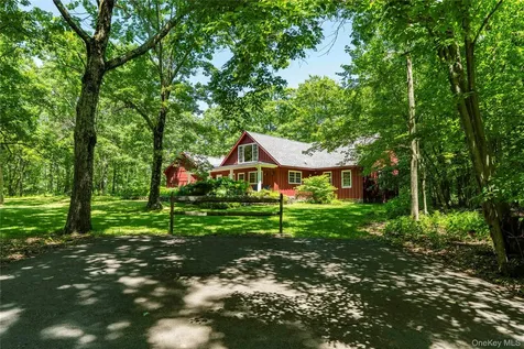 695 Wolf Hill Road Hillsdale NY 12529