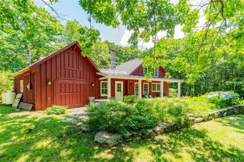 695 Wolf Hill Road Hillsdale NY 12529