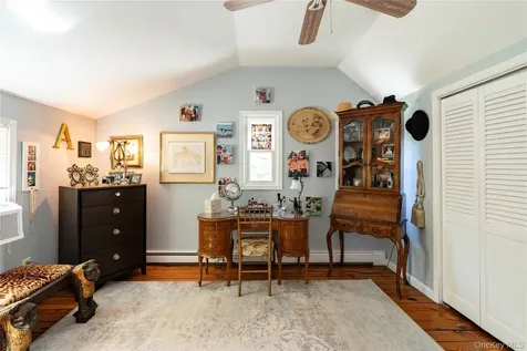 10 Pilgrims Progress Road Rhinebeck NY 12572