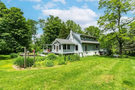 10 Pilgrims Progress Road Rhinebeck NY 12572