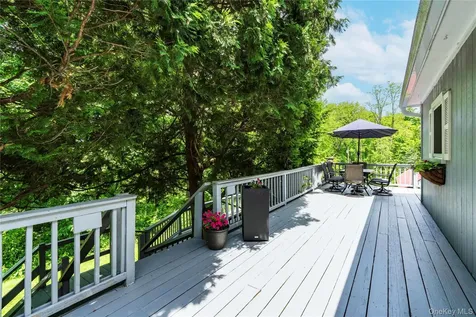 10 Pilgrims Progress Road Rhinebeck NY 12572