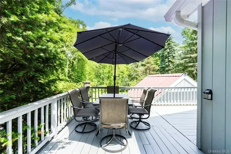 10 Pilgrims Progress Road Rhinebeck NY 12572