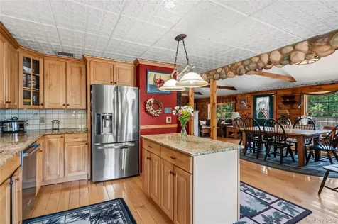 355 Woodland Avenue Manorville NY 11949