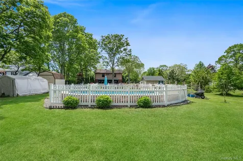355 Woodland Avenue Manorville NY 11949