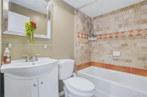209 Sackett Street Port Ewen NY 12466