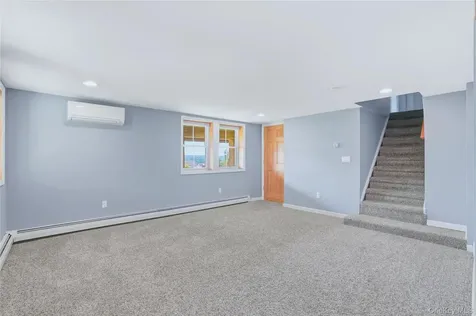 209 Sackett Street Port Ewen NY 12466