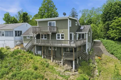 209 Sackett Street Port Ewen NY 12466