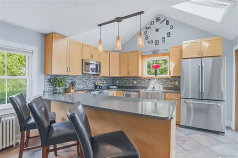 209 Sackett Street Port Ewen NY 12466