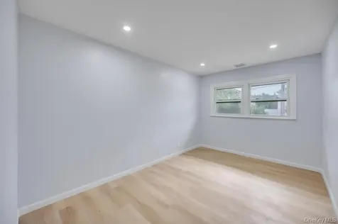 59 E Cedar Street Massapequa NY 11758