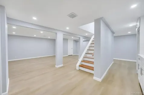59 E Cedar Street Massapequa NY 11758
