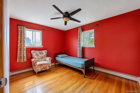 16 E Grove Street Massapequa NY 11758