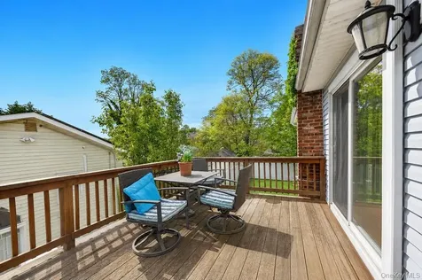16 E Grove Street Massapequa NY 11758