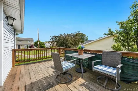 16 E Grove Street Massapequa NY 11758