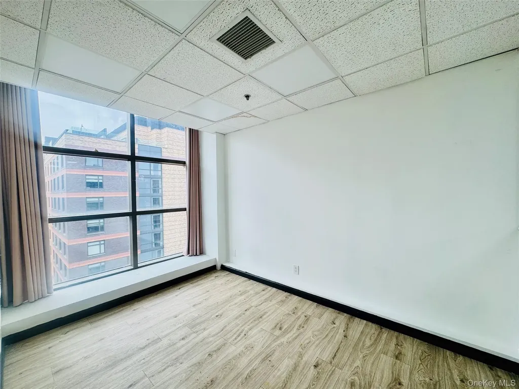39-07 Prince Street Flushing NY 11354