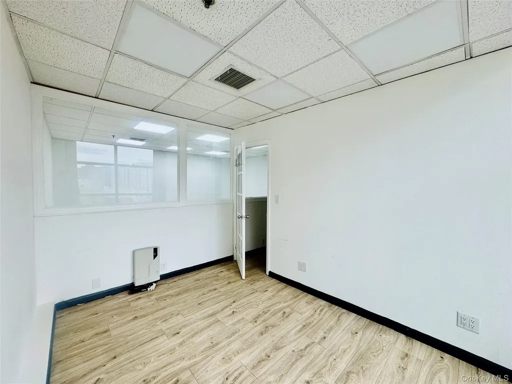 39-07 Prince Street Flushing NY 11354