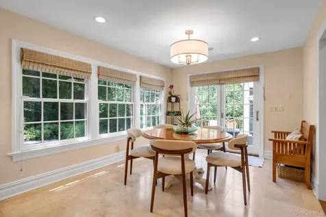 74 Litchfield Road Port Washington NY 11050