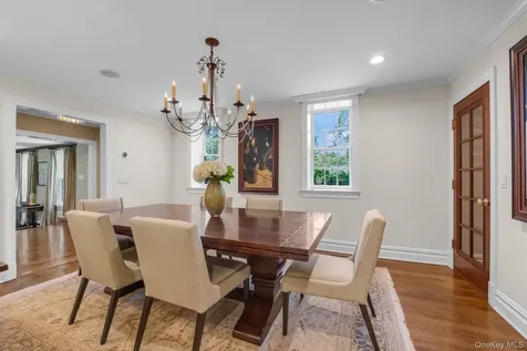 74 Litchfield Road Port Washington NY 11050