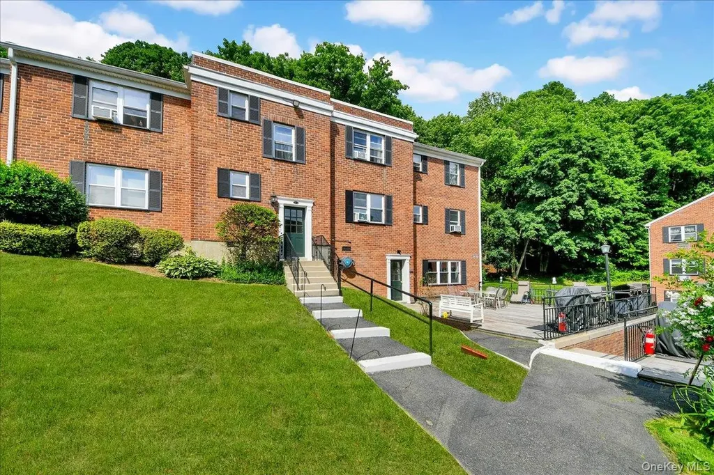 125-3 S. Highland Avenue Ossining NY 10562