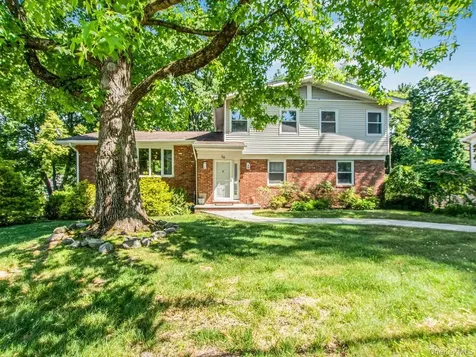 36 Balmoral Crescent White Plains NY 10607