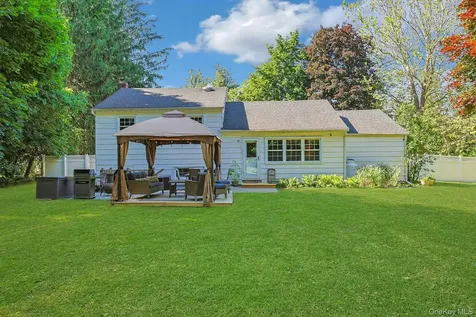 2798 Holly Drive Yorktown Heights NY 10598