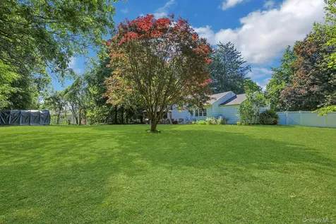 2798 Holly Drive Yorktown Heights NY 10598
