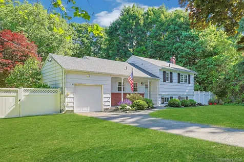 2798 Holly Drive Yorktown Heights NY 10598