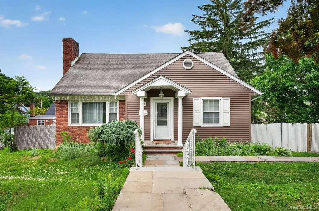 33 S Mortimer Avenue Elmsford NY 10523