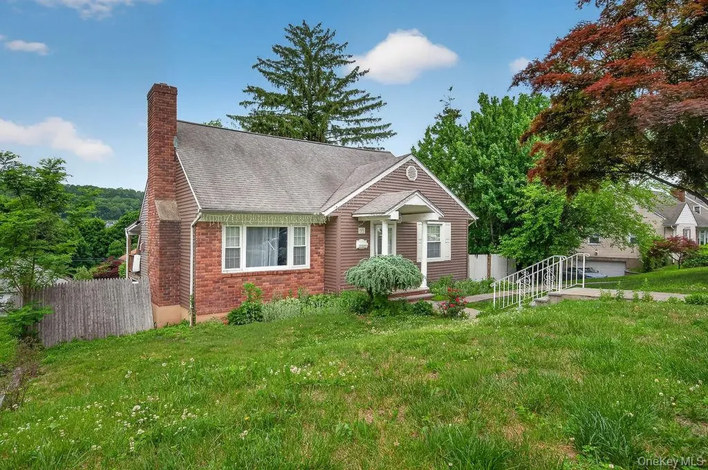 33 S Mortimer Avenue Elmsford NY 10523