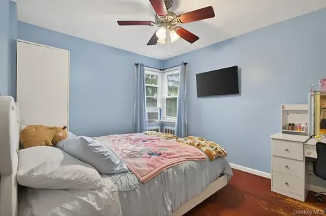 33 S Mortimer Avenue Elmsford NY 10523