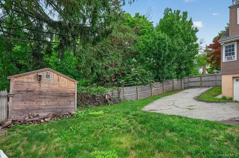 33 S Mortimer Avenue Elmsford NY 10523