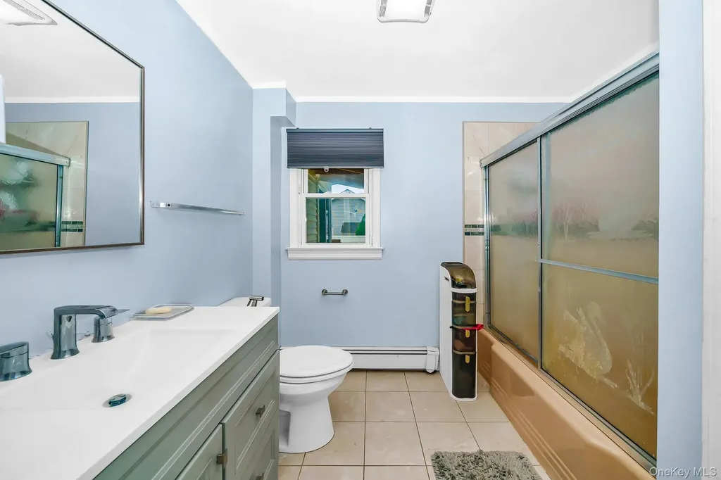 72 Peckham Avenue Islip NY 11751