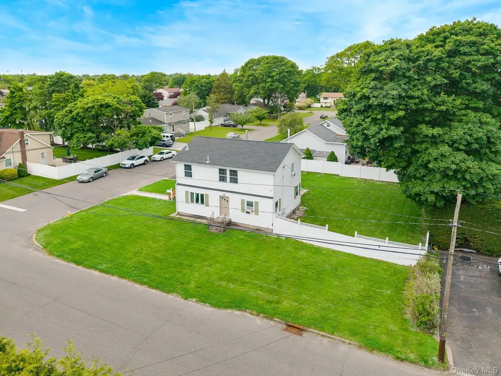 72 Peckham Avenue Islip NY 11751