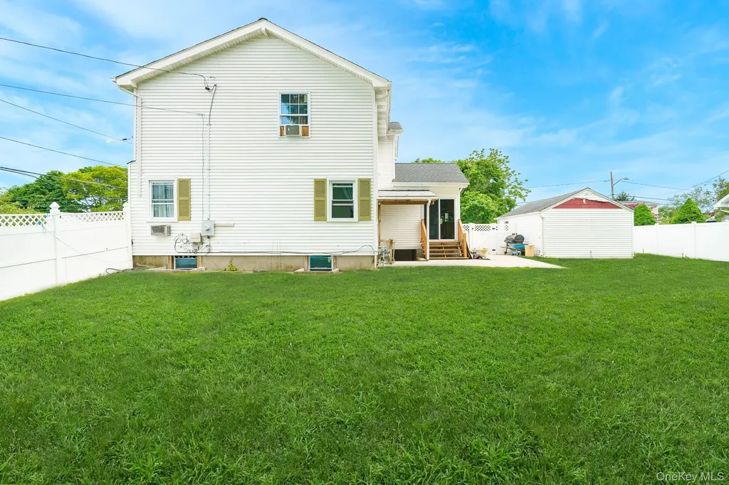 72 Peckham Avenue Islip NY 11751