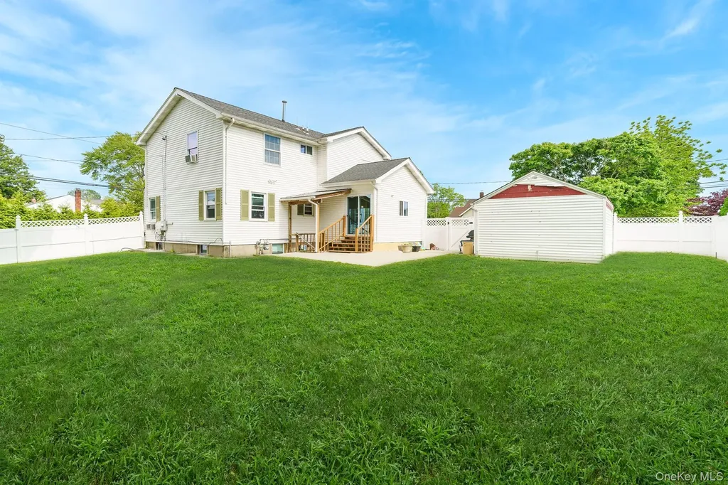 72 Peckham Avenue Islip NY 11751