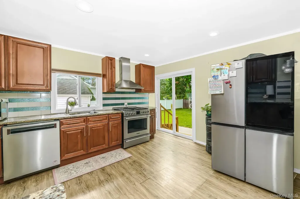 72 Peckham Avenue Islip NY 11751