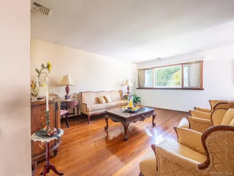 31 Stevenson Avenue Scarsdale NY 10530