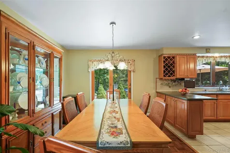 90 Timberlane Court Yorktown Heights NY 10598