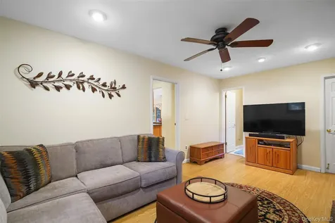90 Timberlane Court Yorktown Heights NY 10598