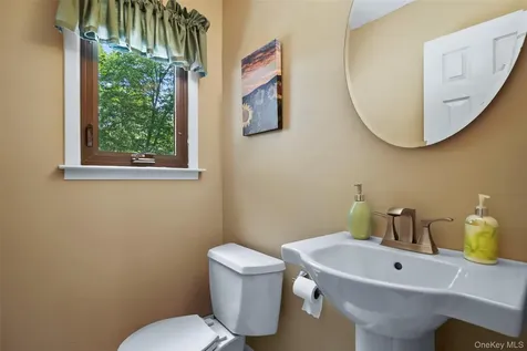 90 Timberlane Court Yorktown Heights NY 10598
